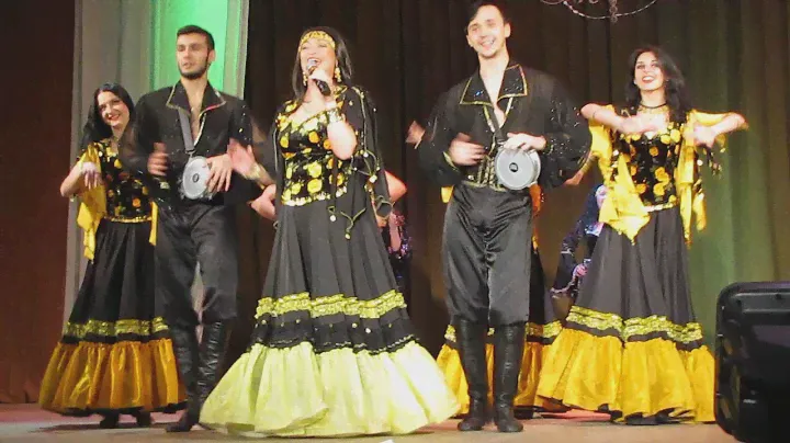 Шоу "Аллюр". Лэйла.